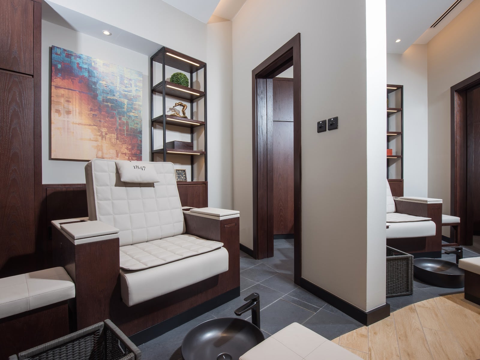 1847 Grooming for Men Emirates Towers - Barber Shops in Mira, Dubai