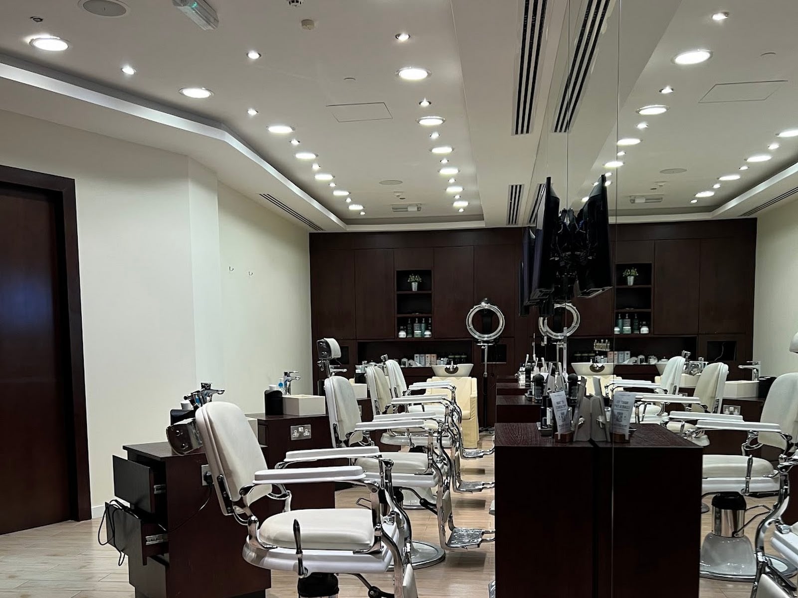 1847 Grooming for Men Emirates Towers - Barber Shops in Mira, Dubai