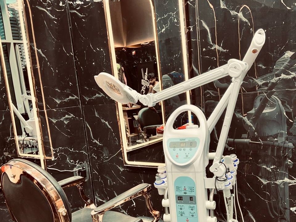 Amer Mahmoud Gents Salon - Barber Shops in Al Bada'a, Dubai