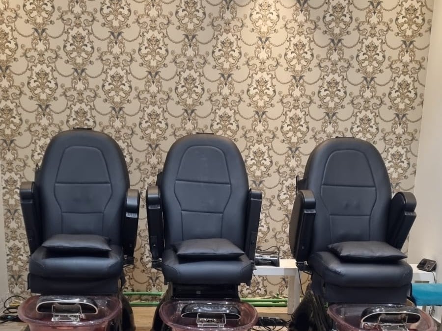 Aroushi Beauty Salon & Spa - Beauty Salons in Majan, Dubai