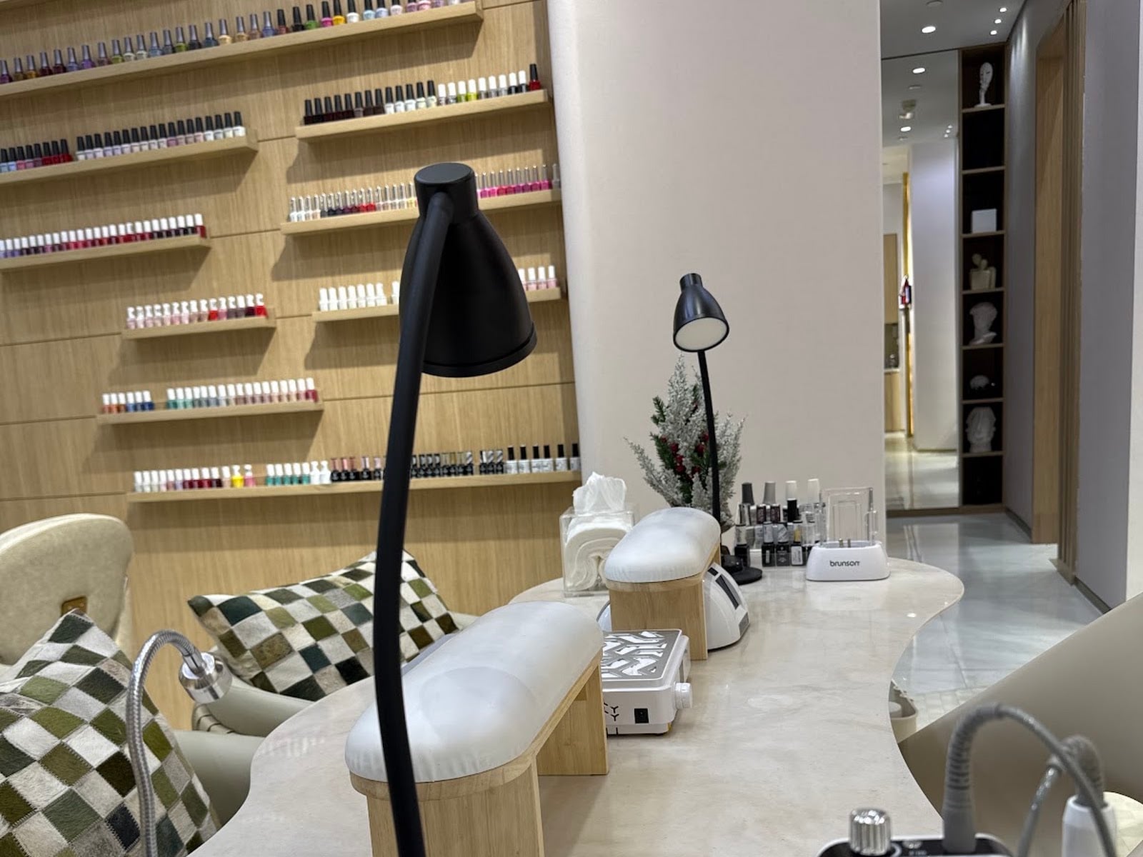 Avel Hair & Beauty Salon - Beauty Salons in DAMAC Hills, Dubai