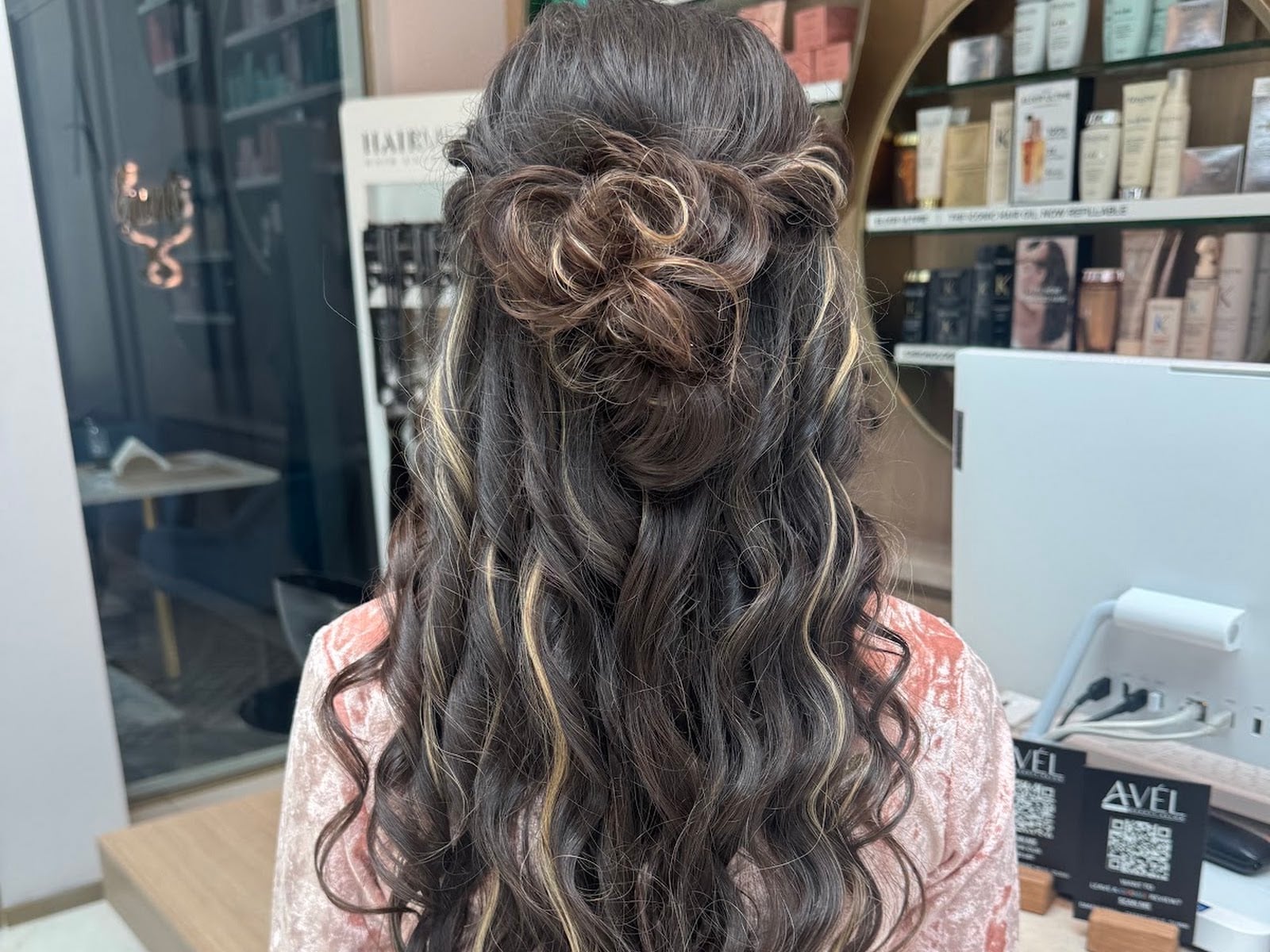 Avel Hair & Beauty Salon - Beauty Salons in DAMAC Hills, Dubai