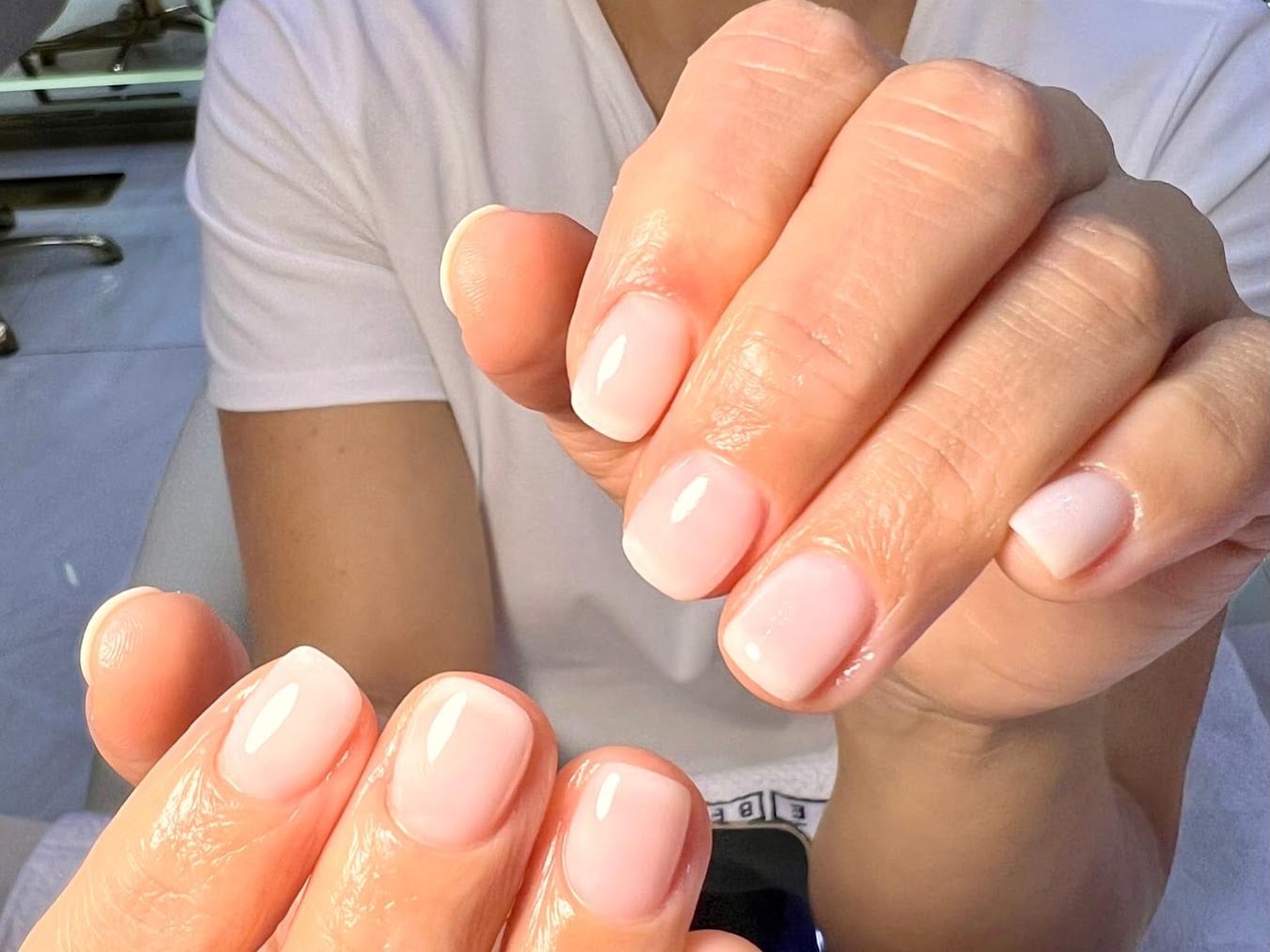 Avel Hair & Beauty Salon - Beauty Salons in DAMAC Hills, Dubai