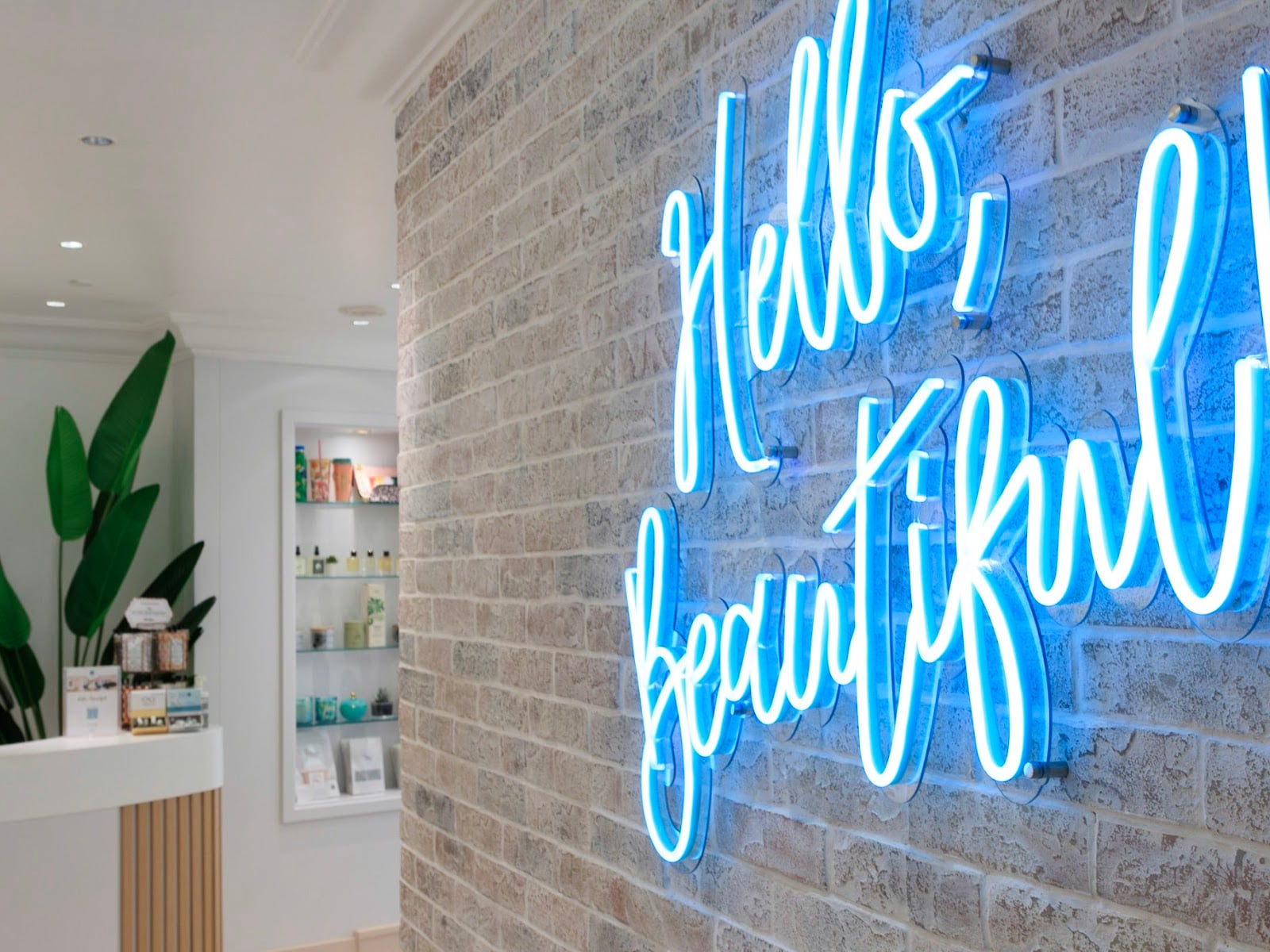 Be Bar Blow Dry Bar At ZLC - Hair Salons in Za'abeel 1, Dubai