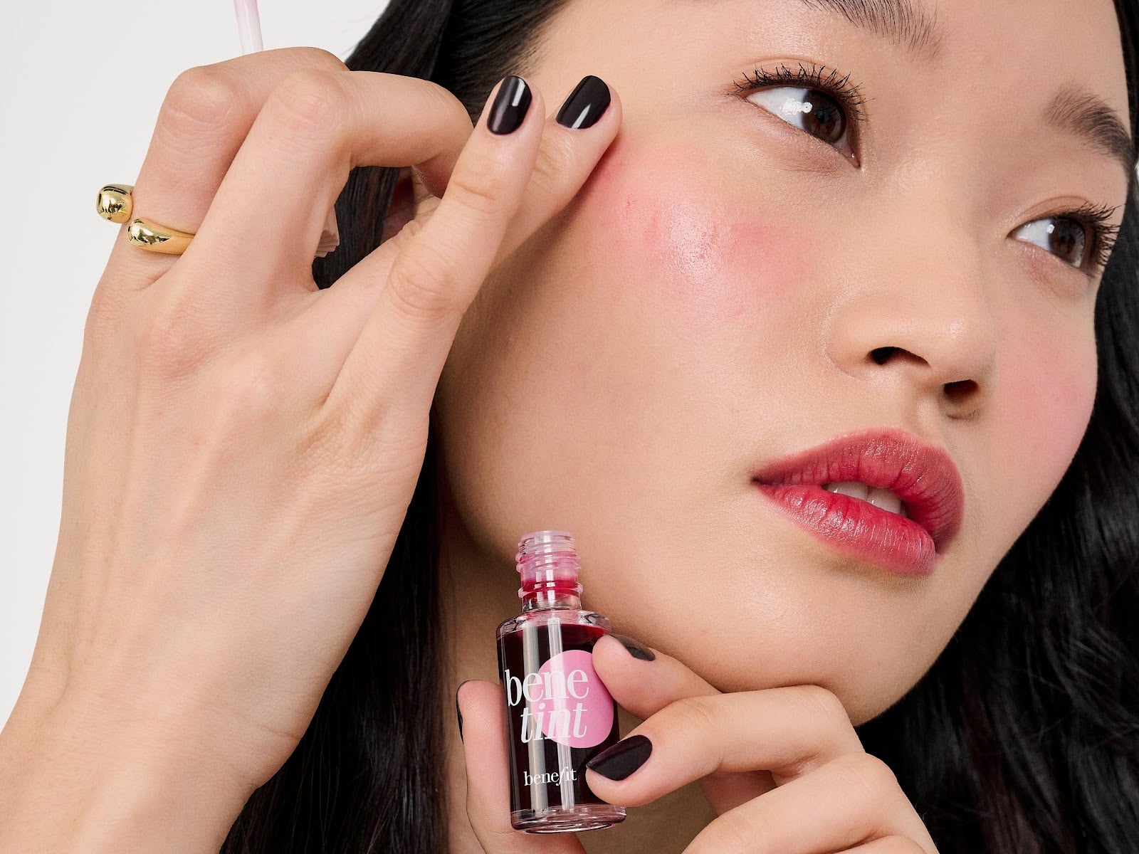 Benefit Cosmetics Brow Bar - Hair Removal Salons in Jumeirah Beach Residence, Dubai