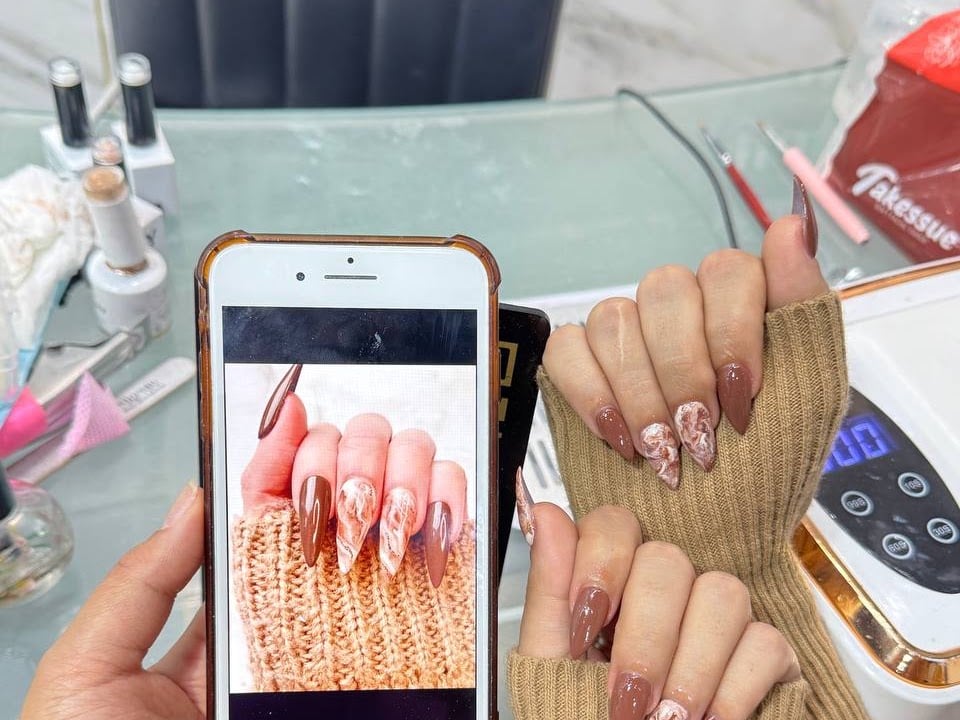 Elegante Golden Women Salon - Beauty Salons in Al Bada'a, Dubai