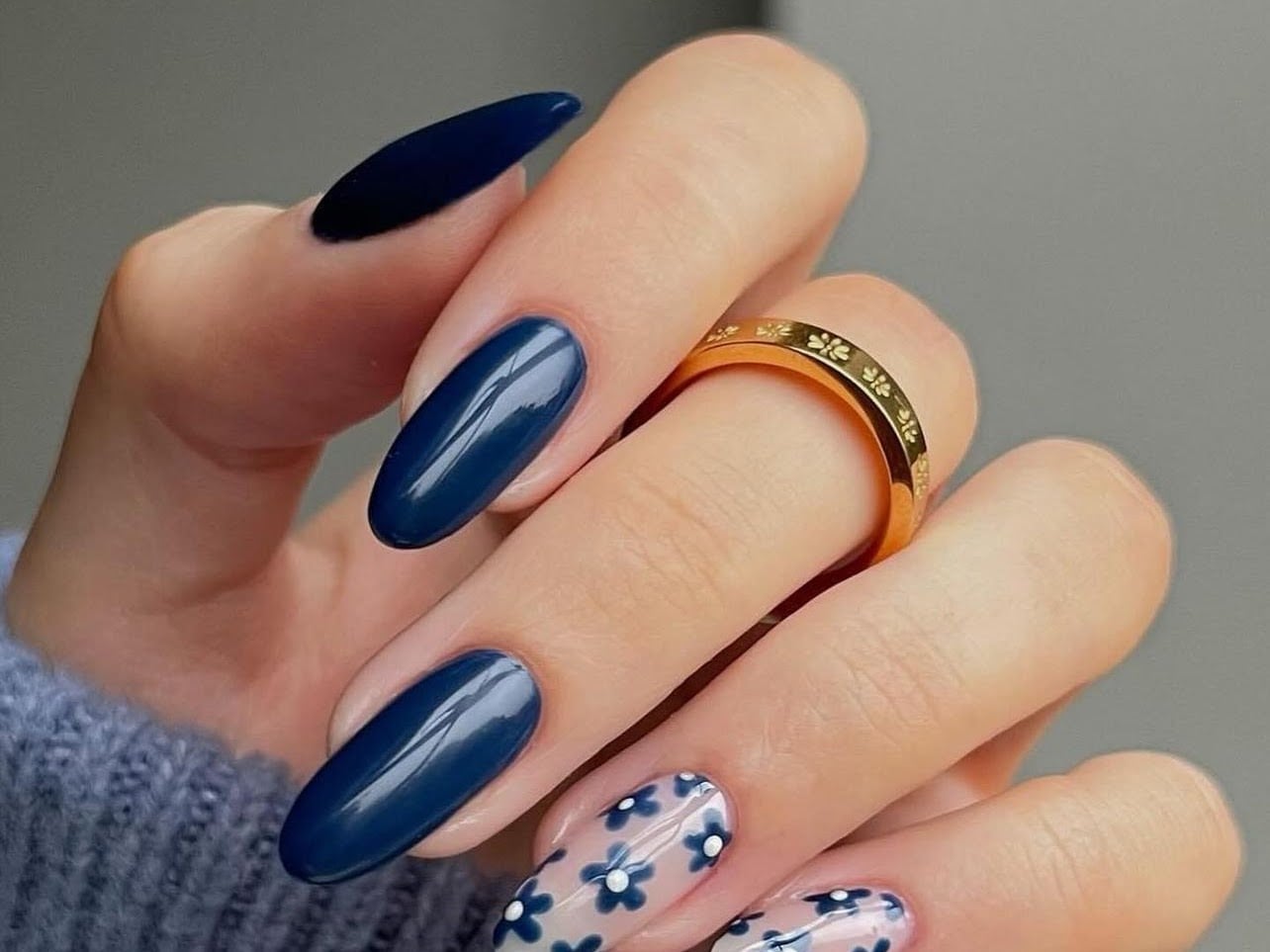Elegante Golden Women Salon - Beauty Salons in Al Bada'a, Dubai
