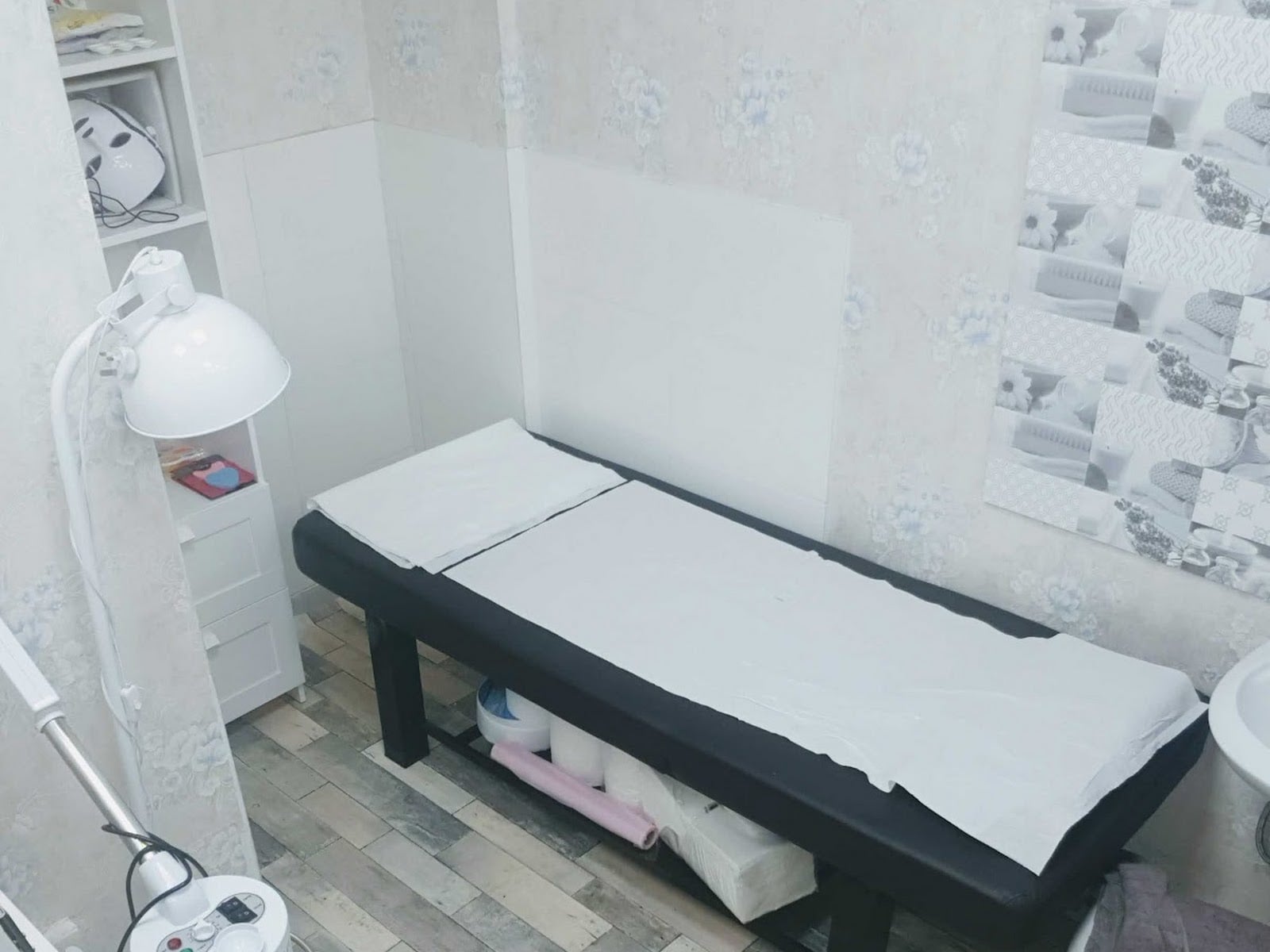 Hayat's Ladies Salon - Beauty Salons in Dubai International City, Dubai