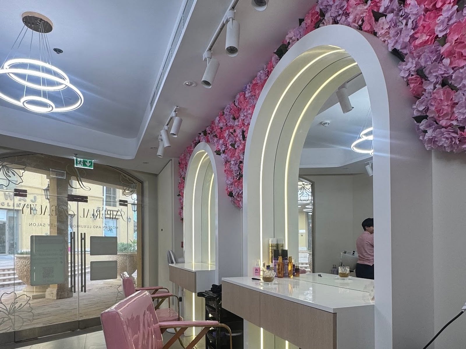 Imperial Beauty Ladies Salon - Beauty Salons in Jumeirah Beach Residence, Dubai