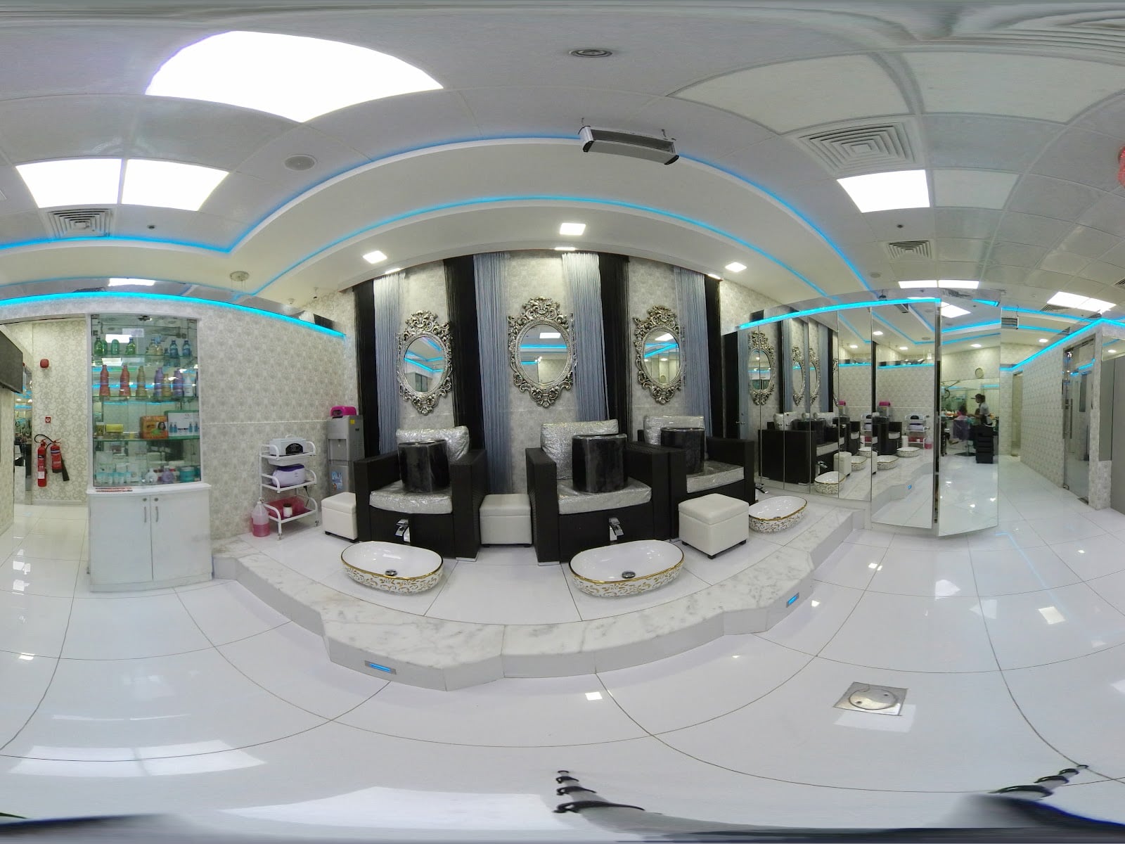 Kundan's Be Belle - Beauty Salons in Al Karama, Dubai