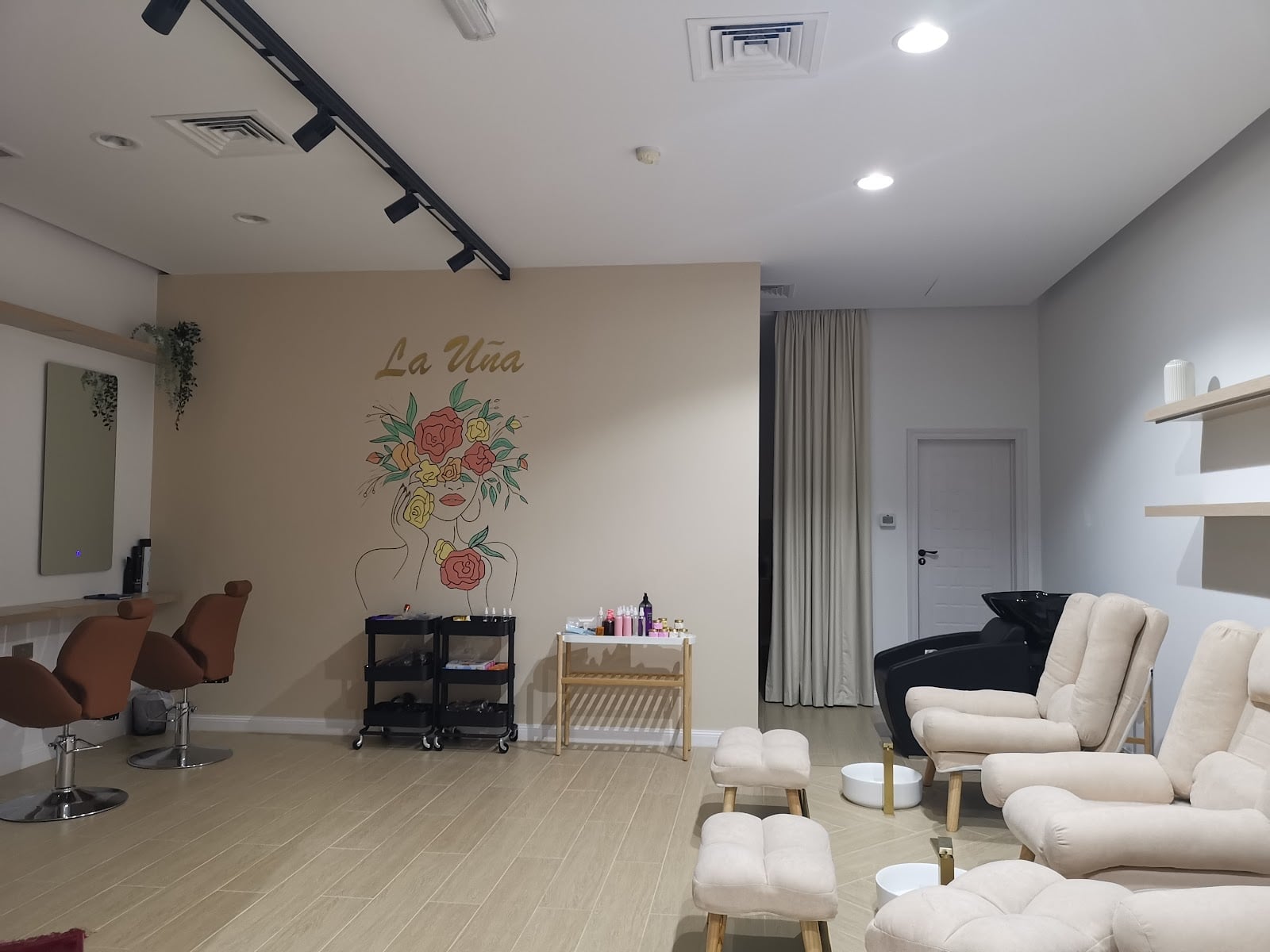 La Uña Beauty Salon - Beauty Salons in Al Quoz 1, Dubai