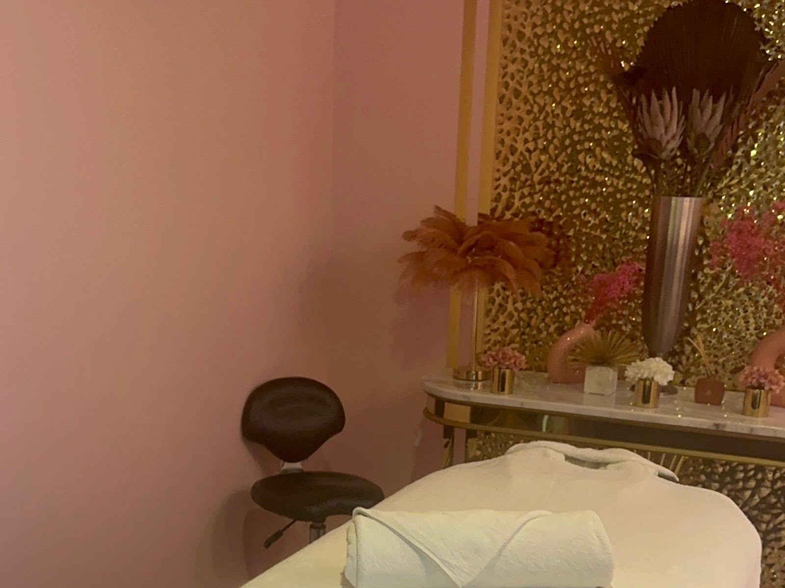 Lava Stone Beauty & Spa - Hair Salons in DIFC, Dubai