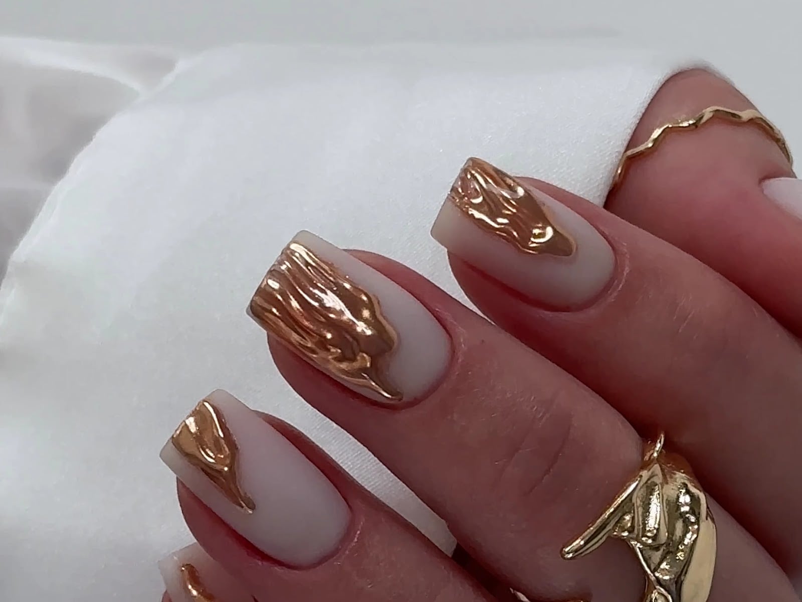 Lava Stone Beauty & Spa - Hair Salons in DIFC, Dubai
