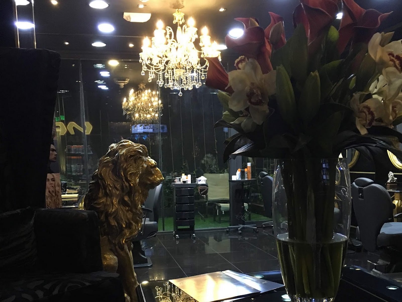Lion Salon & Spa Center - Beauty Salons in Al Bada'a, Dubai