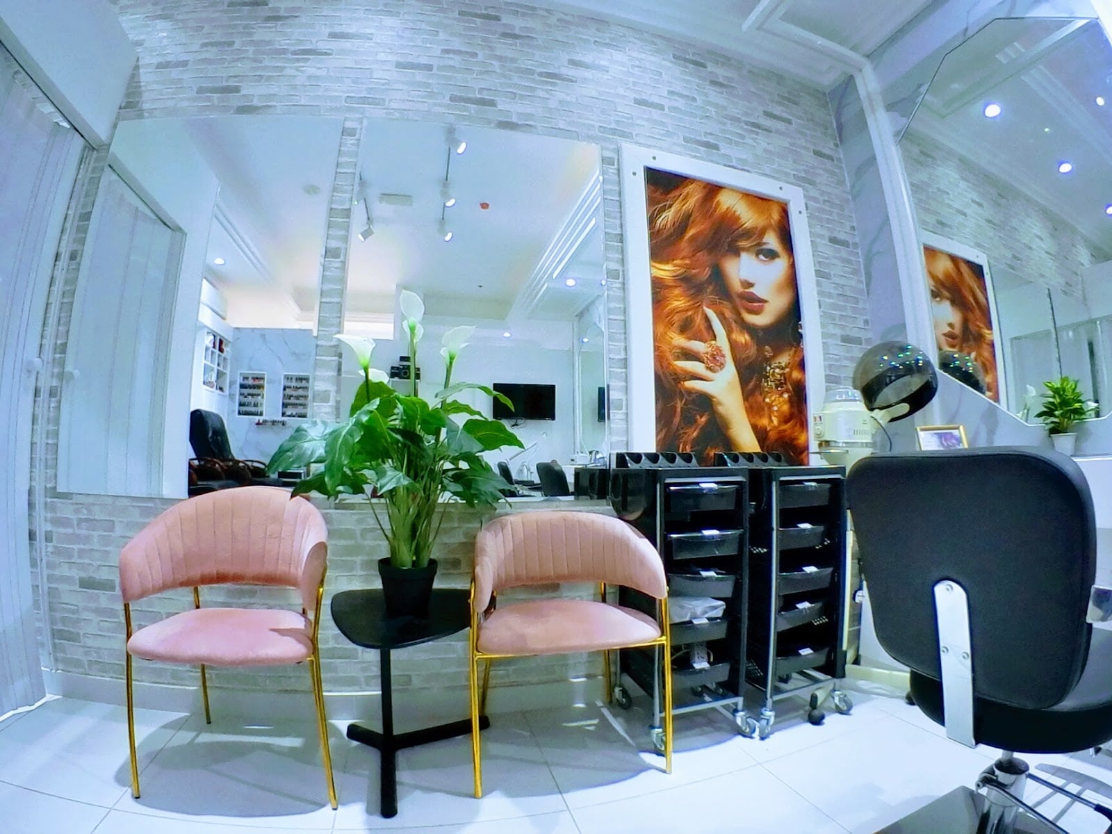 Liwan Ladies Salon - Beauty Salons in Liwan, Dubai