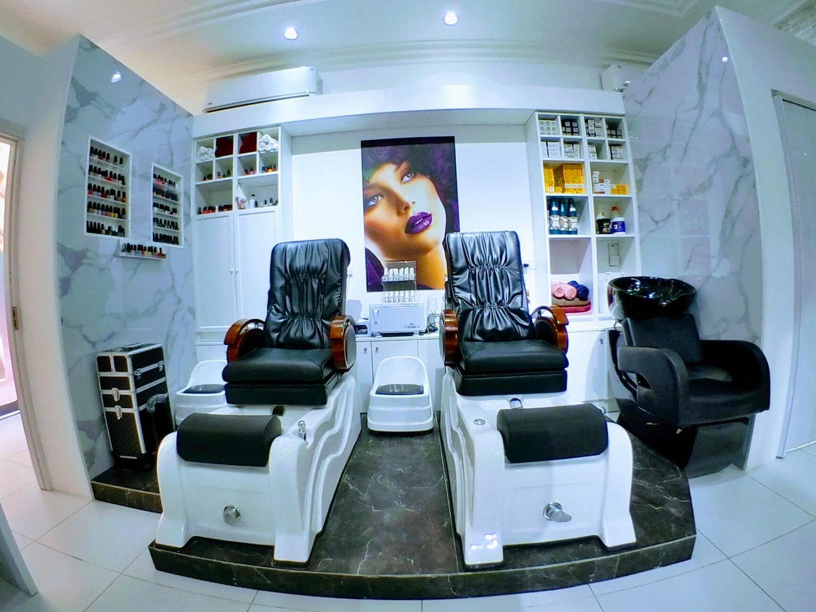 Liwan Ladies Salon - Beauty Salons in Liwan, Dubai
