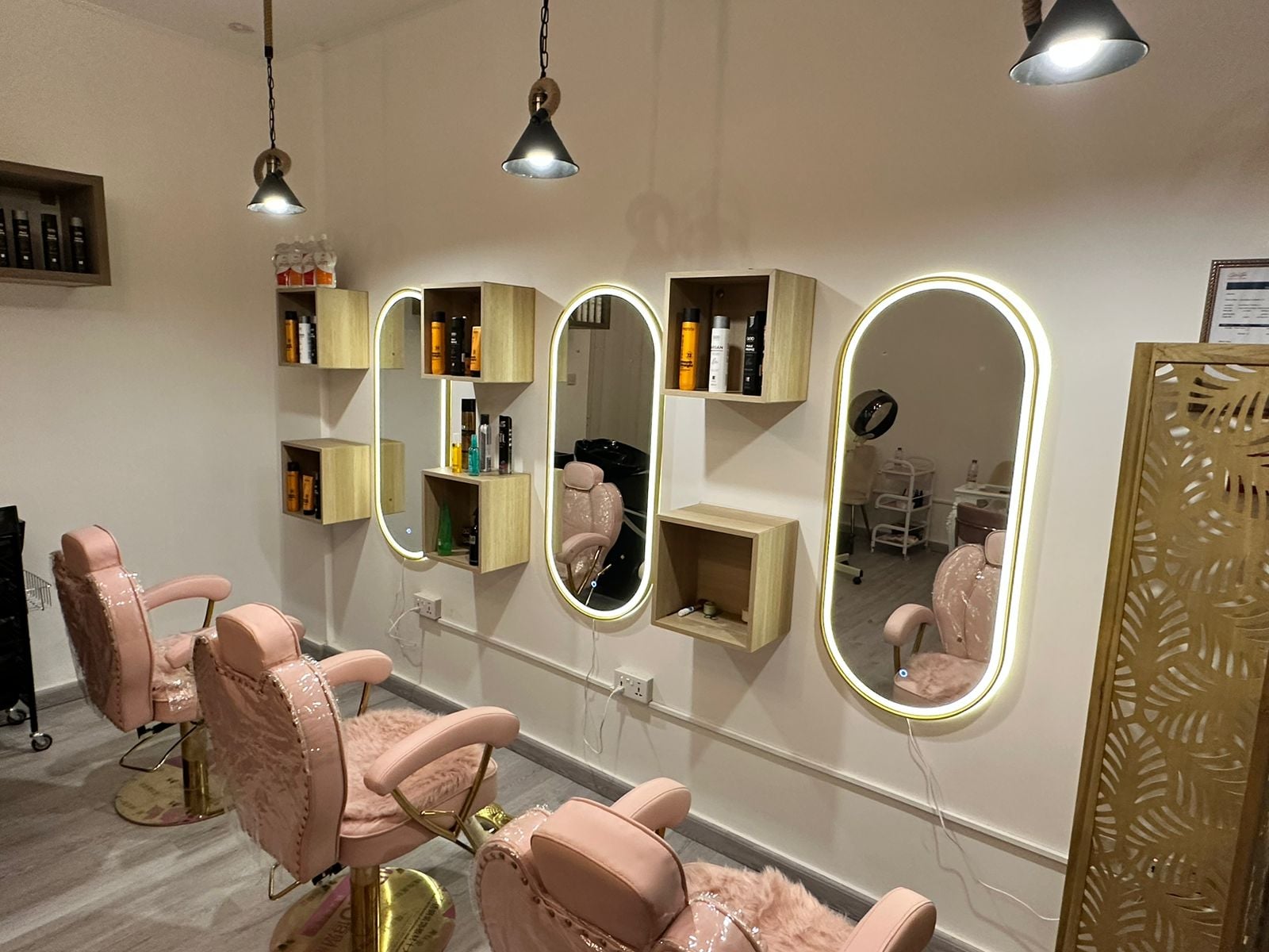 Lola's Beauty Salon - Beauty Salons in Dubai International City, Dubai