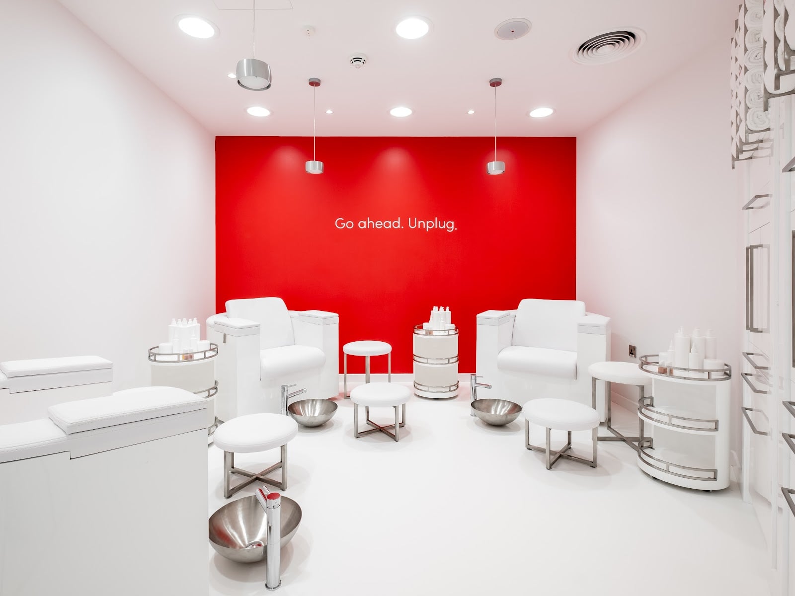N.Bar Nail Spa & Salon - Nail Salons in Jumeirah, Dubai