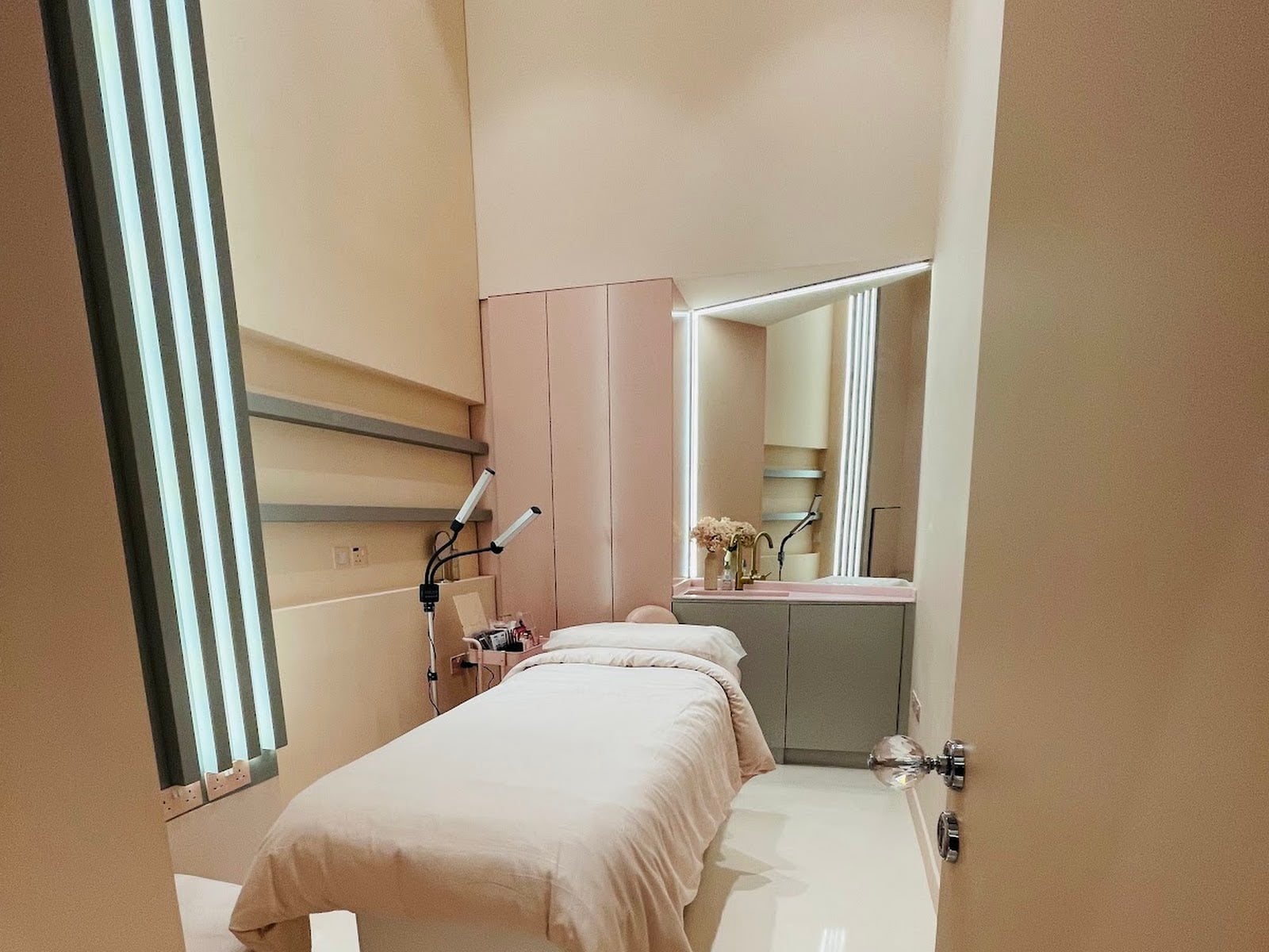 Nail'd It - Nail Salons in Downtown Dubai, Dubai
