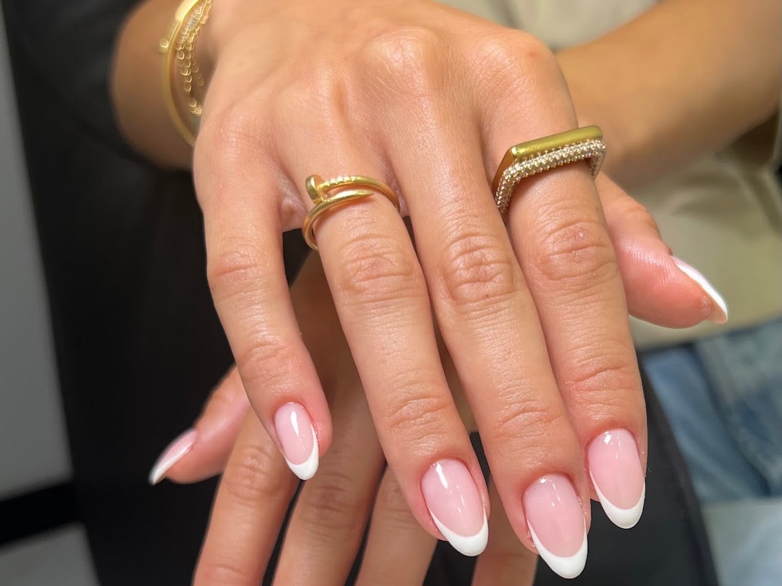 OTG (On The Go Beauty Center) - Beauty Salons in Downtown Dubai, Dubai
