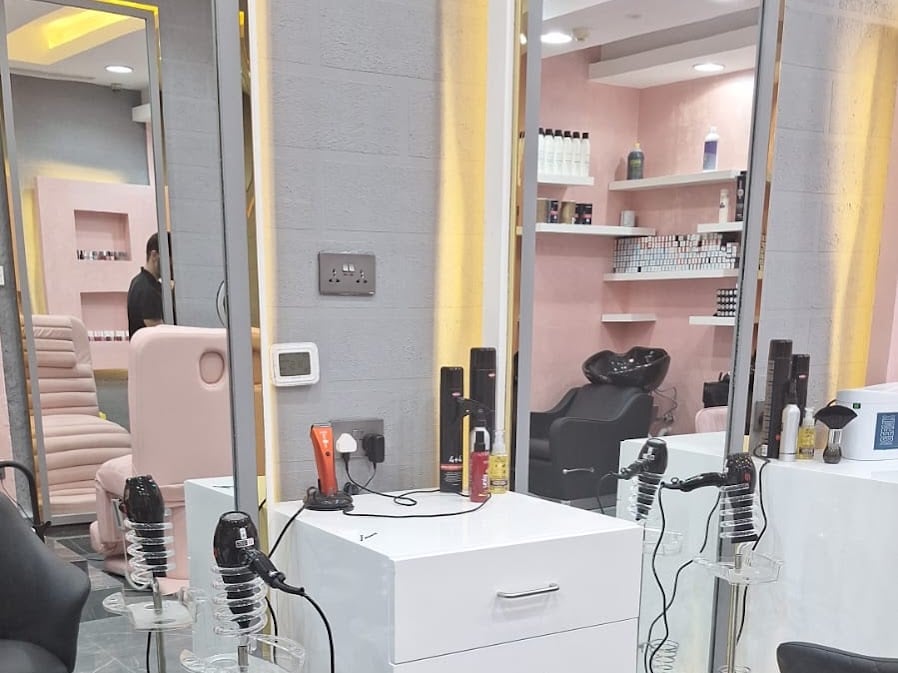 Sass & Class - Beauty Salons in Dubai Marina, Dubai