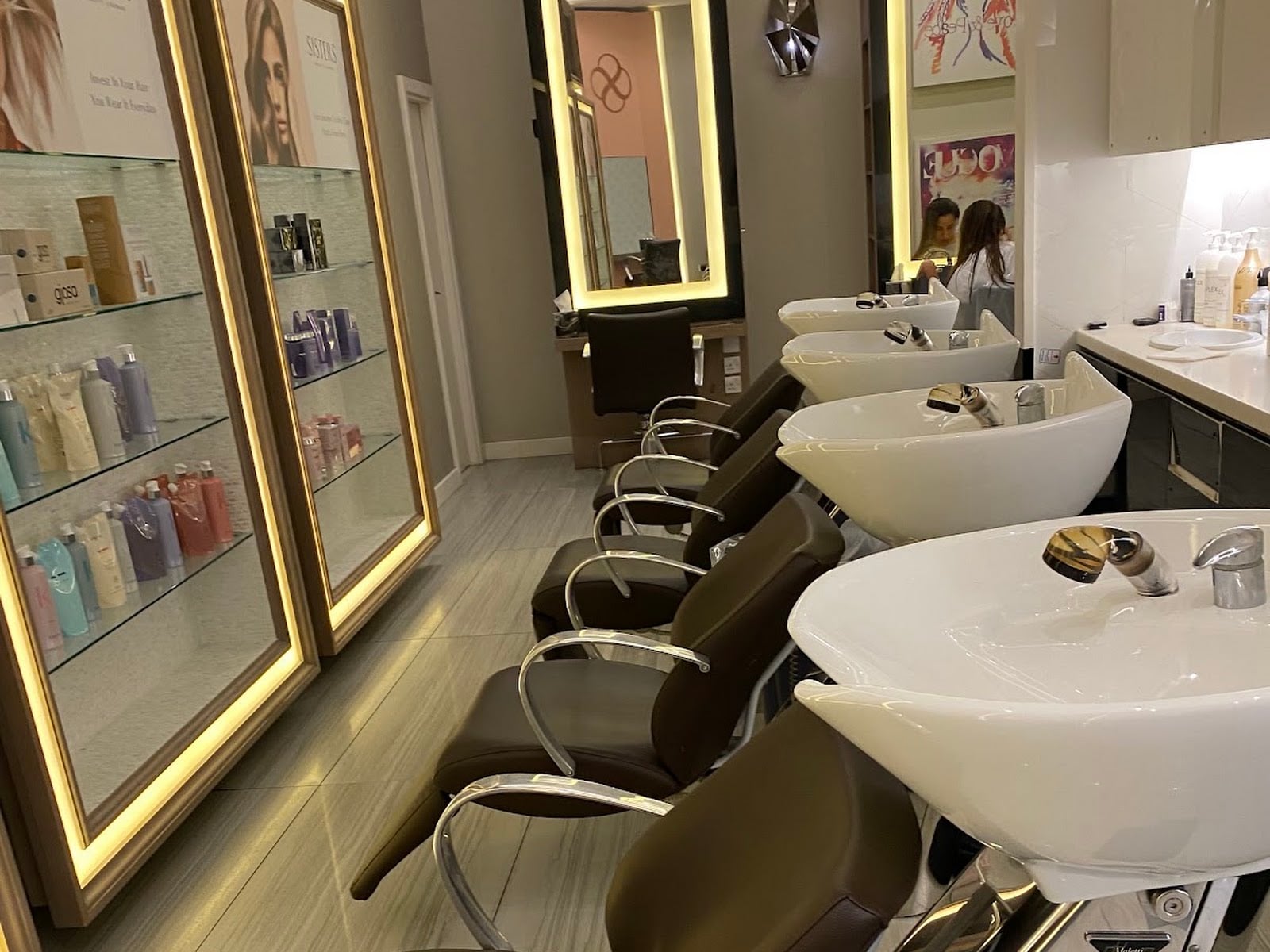 Sisters Beauty Lounge - Beauty Salons in Downtown Dubai, Dubai