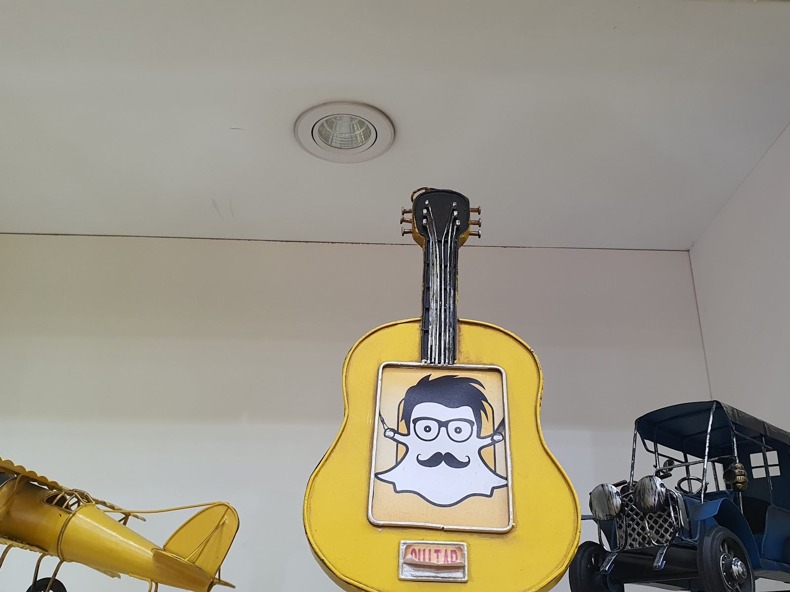 Snaplook Men's Salon - Barber Shops in Oud Metha, Dubai
