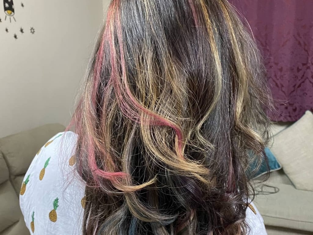 Sparkles N Charms Women's Beauty Salon - Beauty Salons in Trade Centre, Dubai