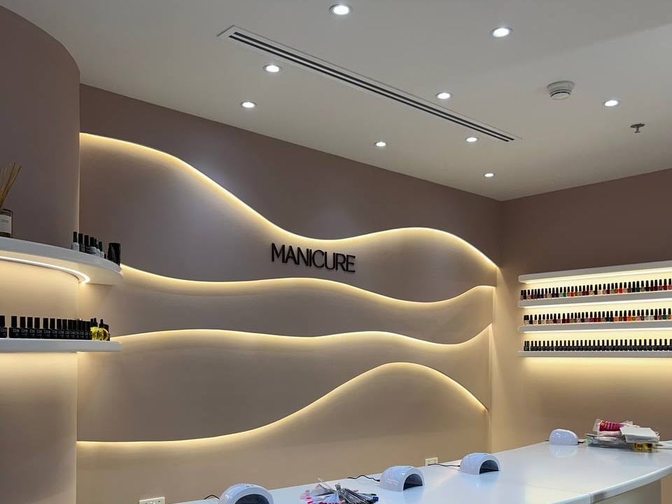 Youniqué Beauty Salon - Beauty Salons in Al Sufouh 2, Dubai